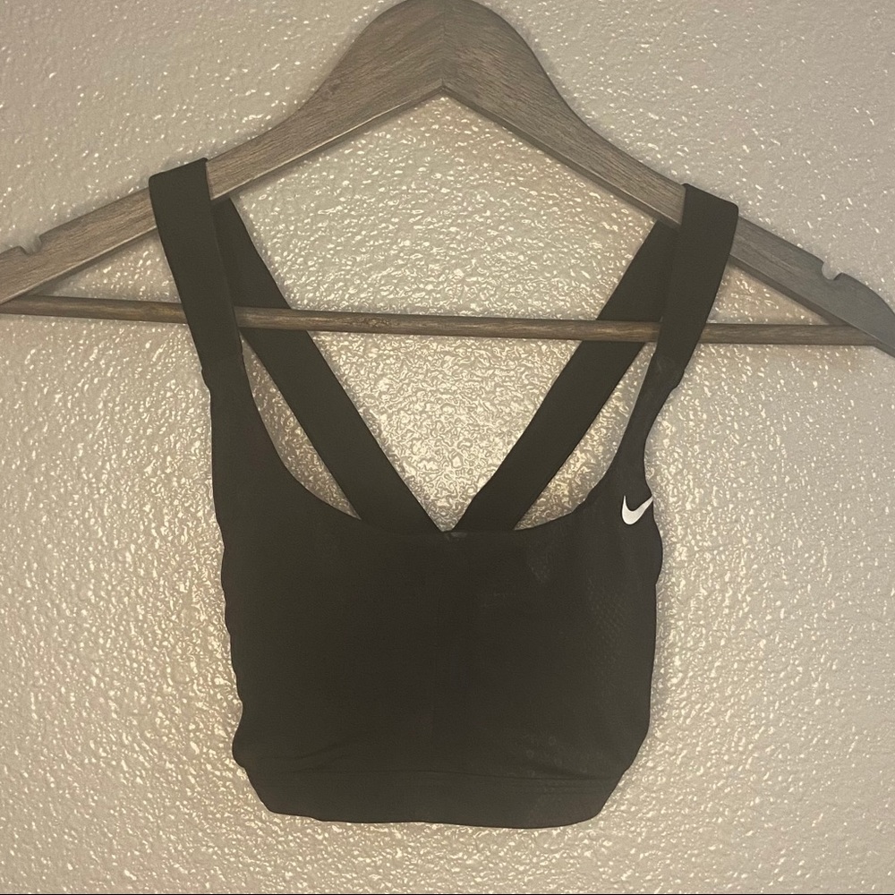 Nike Racerback Style Sports Bra Size Small